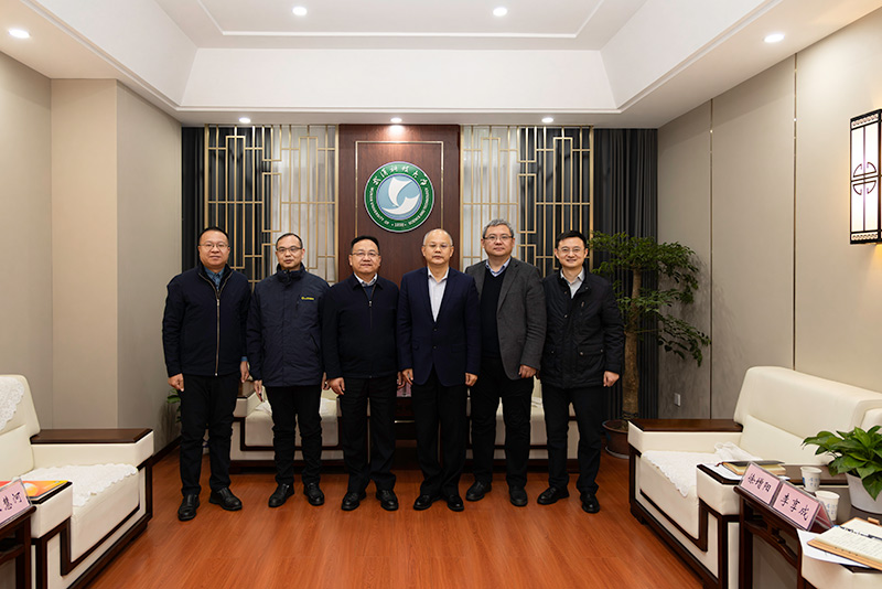 欧莱新材管理团队赴武汉科技大学访问交流
