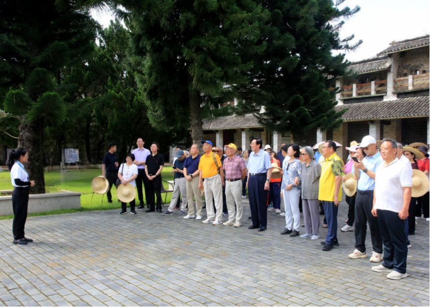 Provincial Retired Cadres Visit Shaoguan for Inspection